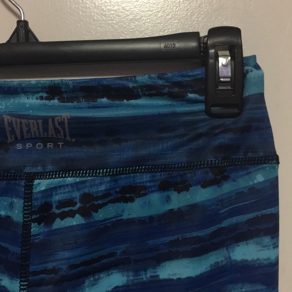 NEW Everlast Sport Leggings w/ wicking features - Picture 8 of 8